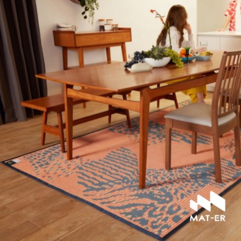 เสื่อแทนพรมจากพลาสติกรีไซเคิล